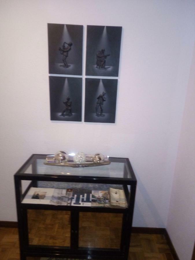 Ayuntamiento Apartment *